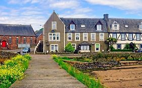 Inviting 1-Bed Apartment In Campbeltown Loch Views